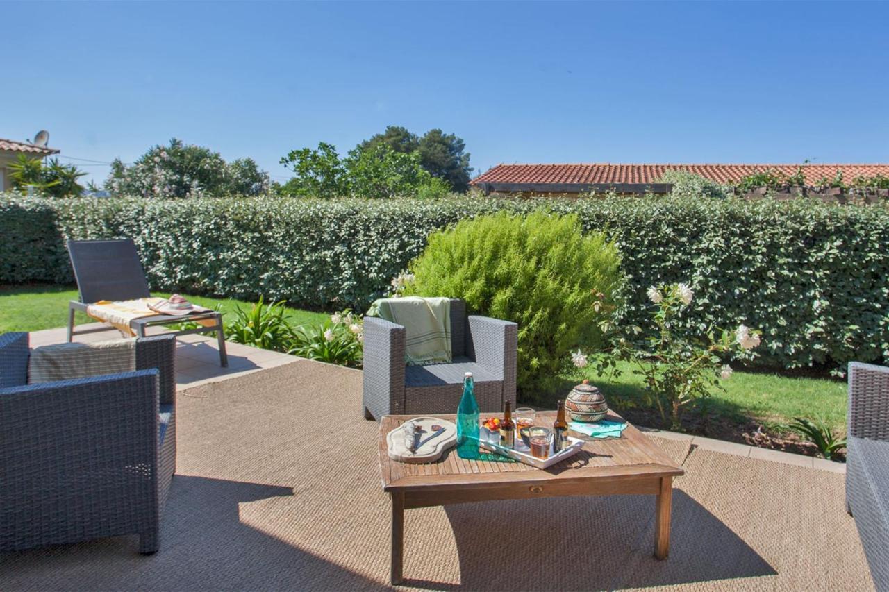 Location De Vacances Olivier Jardin Privatif Et Piscine Chauffee Partagee Καλβί Εξωτερικό φωτογραφία